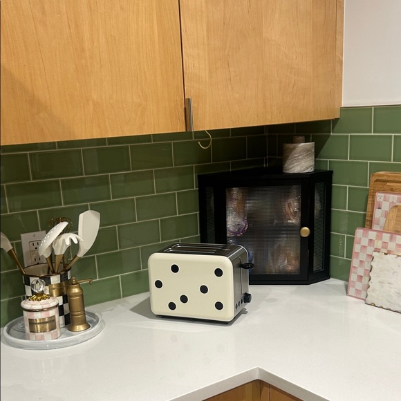 Kate Spade Cream and Black Polka Dot Toaster - Picture 1 of 6